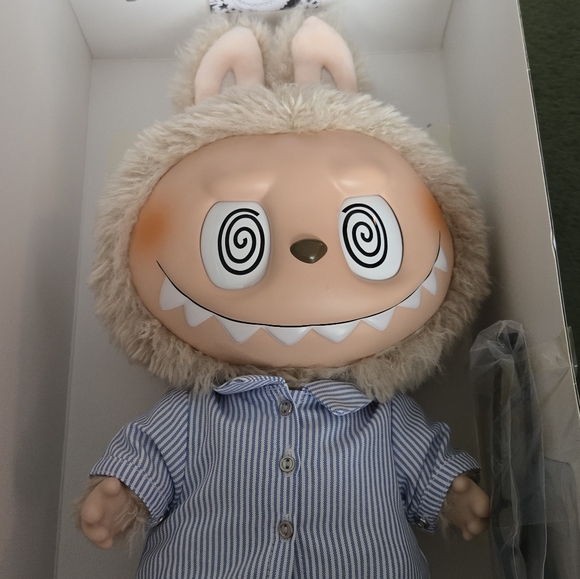 Popmart Labubu Flip With Me - Picture 3 of 9